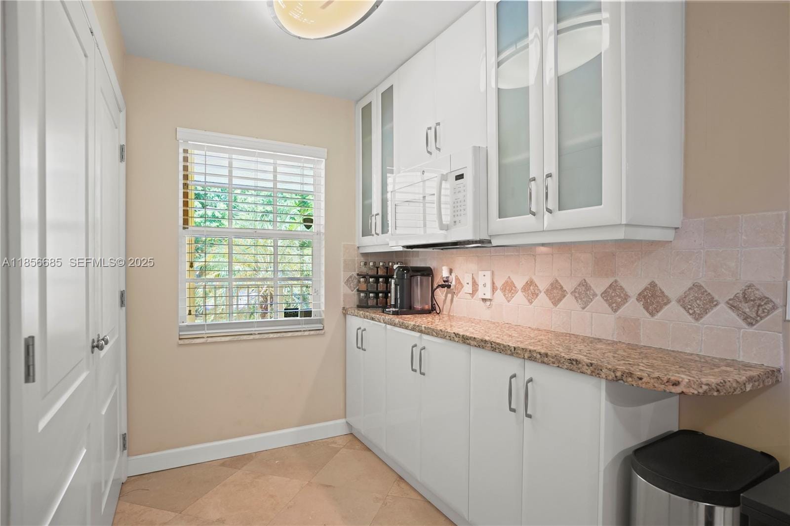 350 Oaks Lane 222 — photo 12