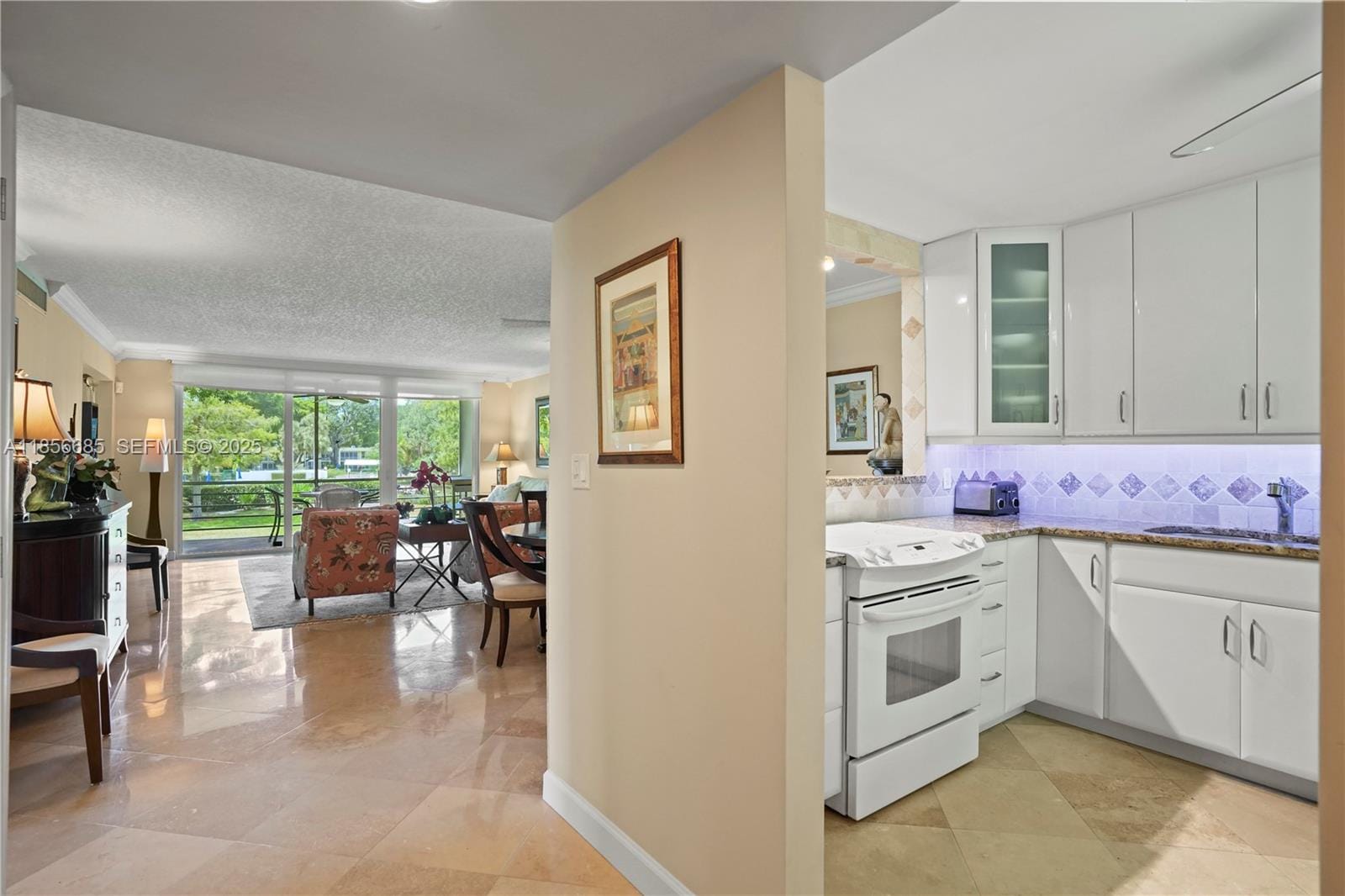 350 Oaks Lane 222 — photo 8