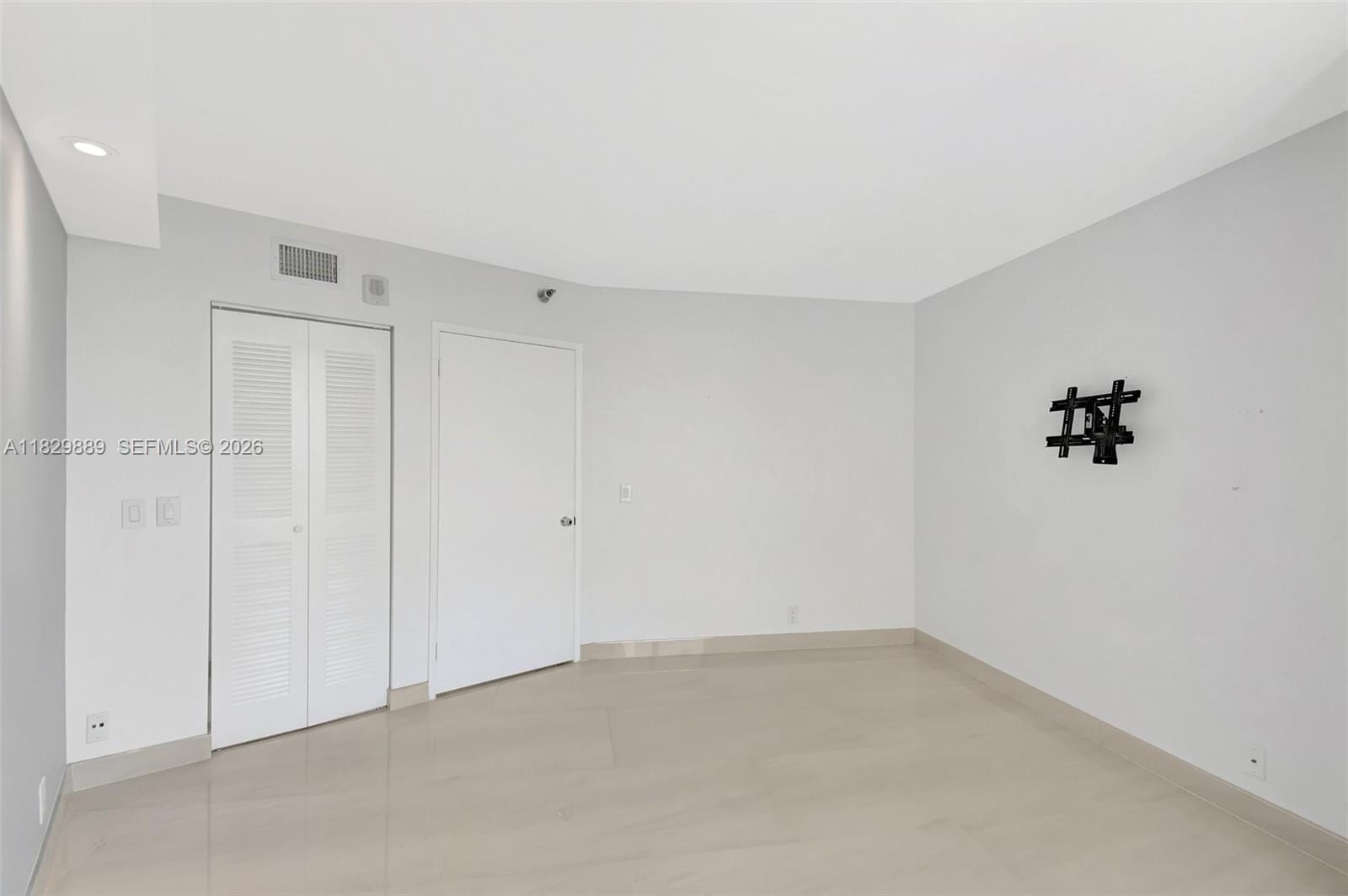3400 NE 192nd Street 1606, Aventura, FL 33180 photo 9