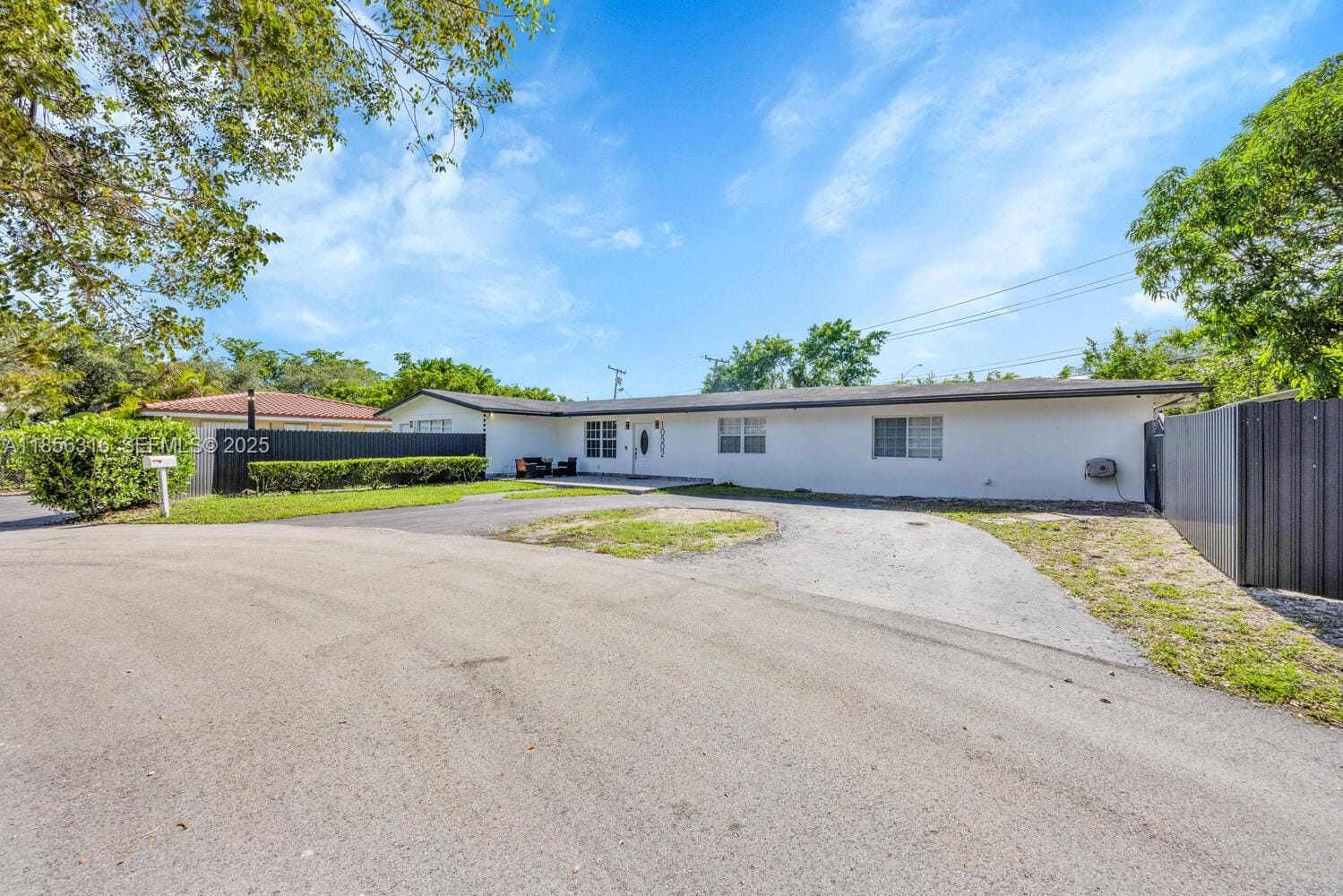 10504 SW 77th Court, Pinecrest, FL 33156