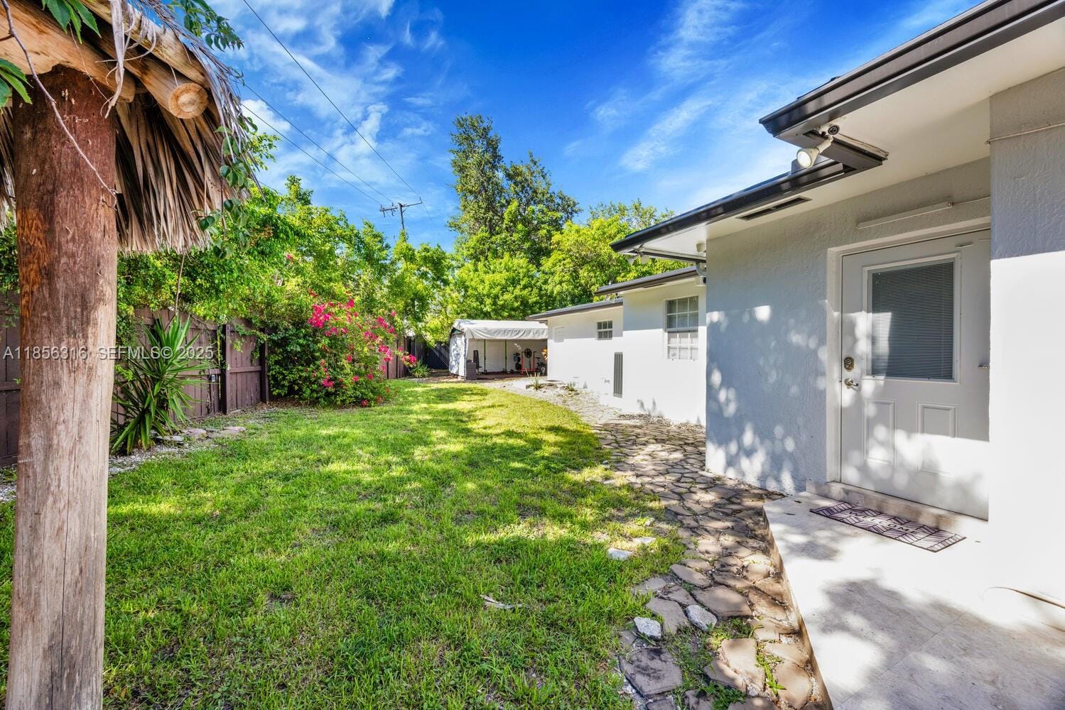 10504 SW 77th Court, Pinecrest, FL 33156 photo 4