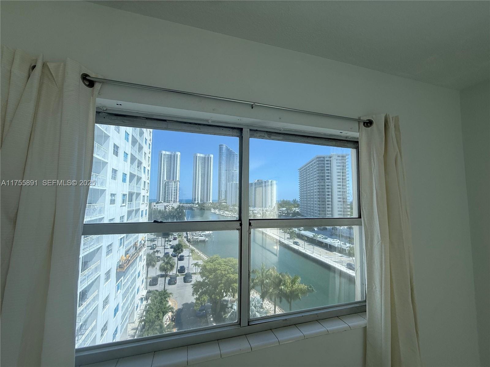 400 Kings Point Drive 801, Sunny Isles Beach, FL 33160 photo 10