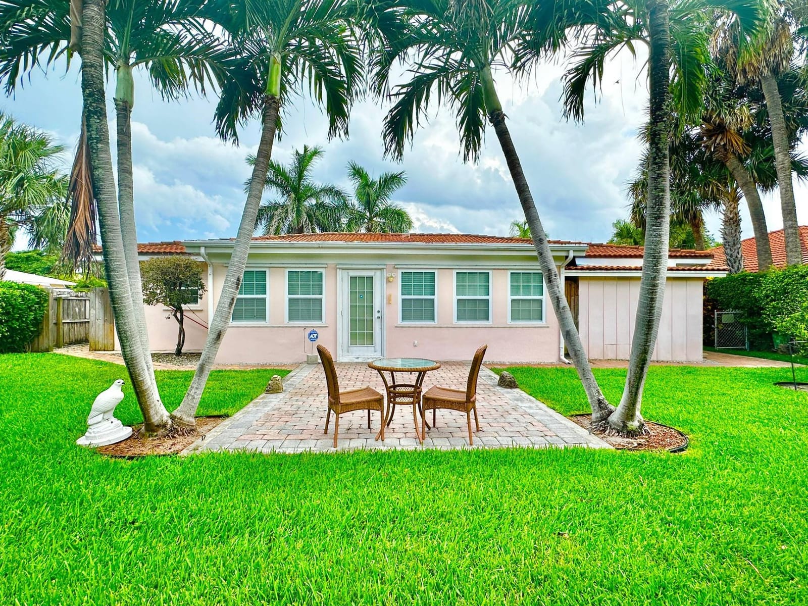 307 Bamboo Road, Palm Beach Shores, FL 33404 photo 2