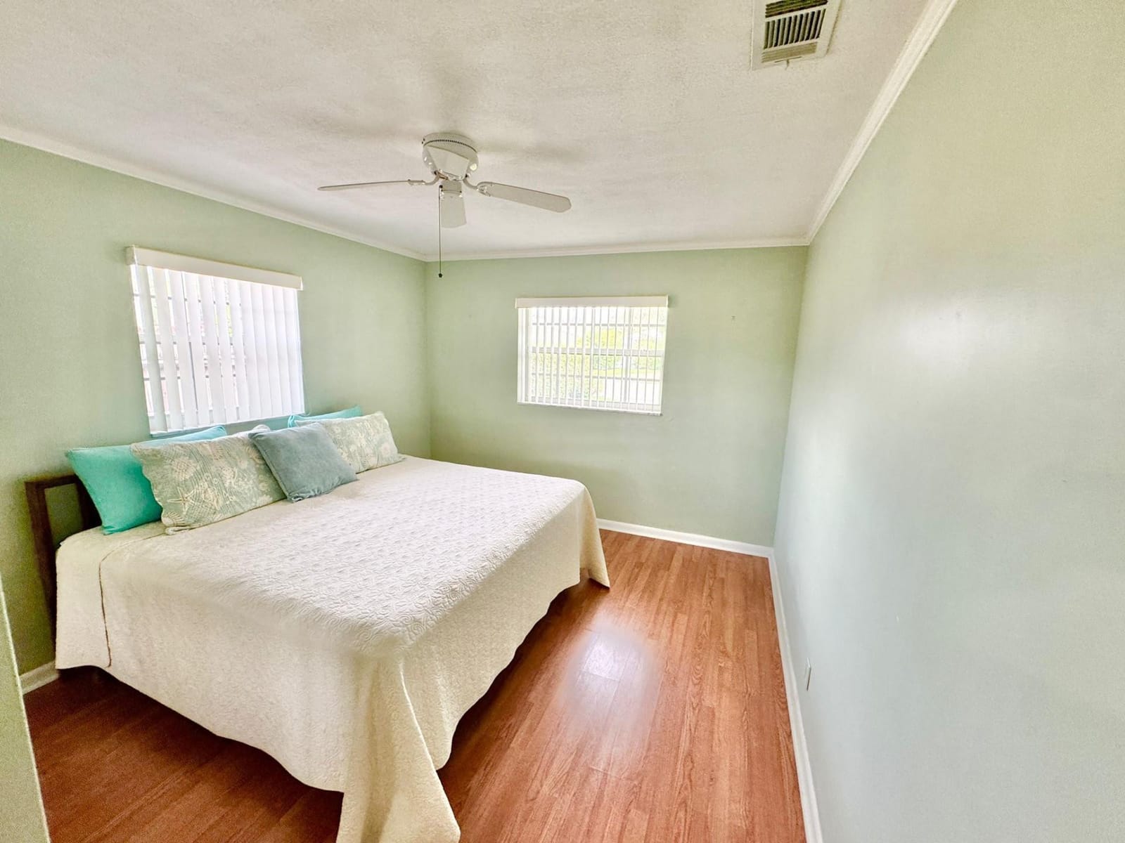 307 Bamboo Road, Palm Beach Shores, FL 33404 photo 16