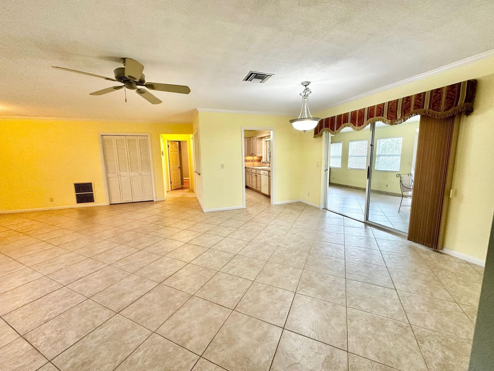 307 Bamboo Road, Palm Beach Shores, FL 33404 photo 7