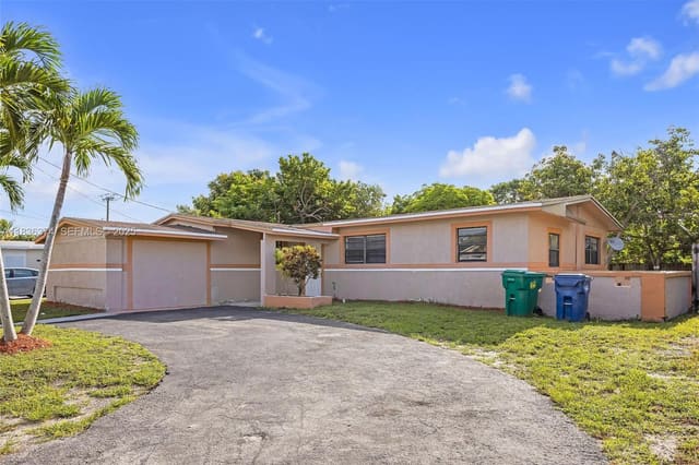 1160 NW 47th Avenue, sold in Flair Subdivision, Lauderhill, FL