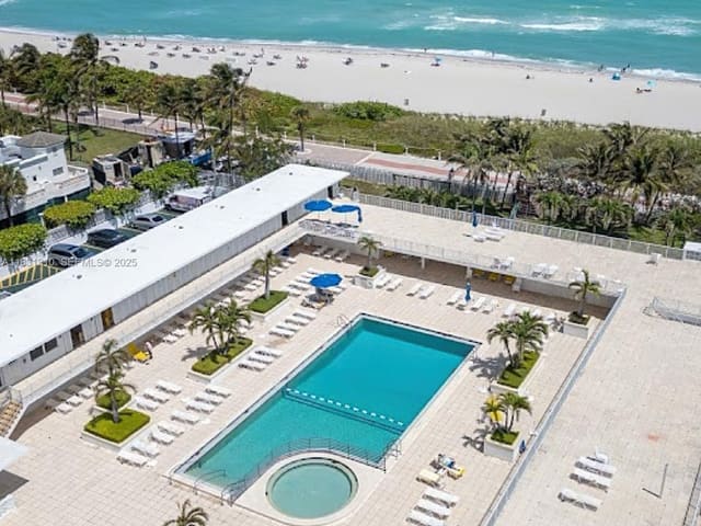 4747 Collins Avenue 1501, sold in Mimosa Condo, Miami Beach, FL