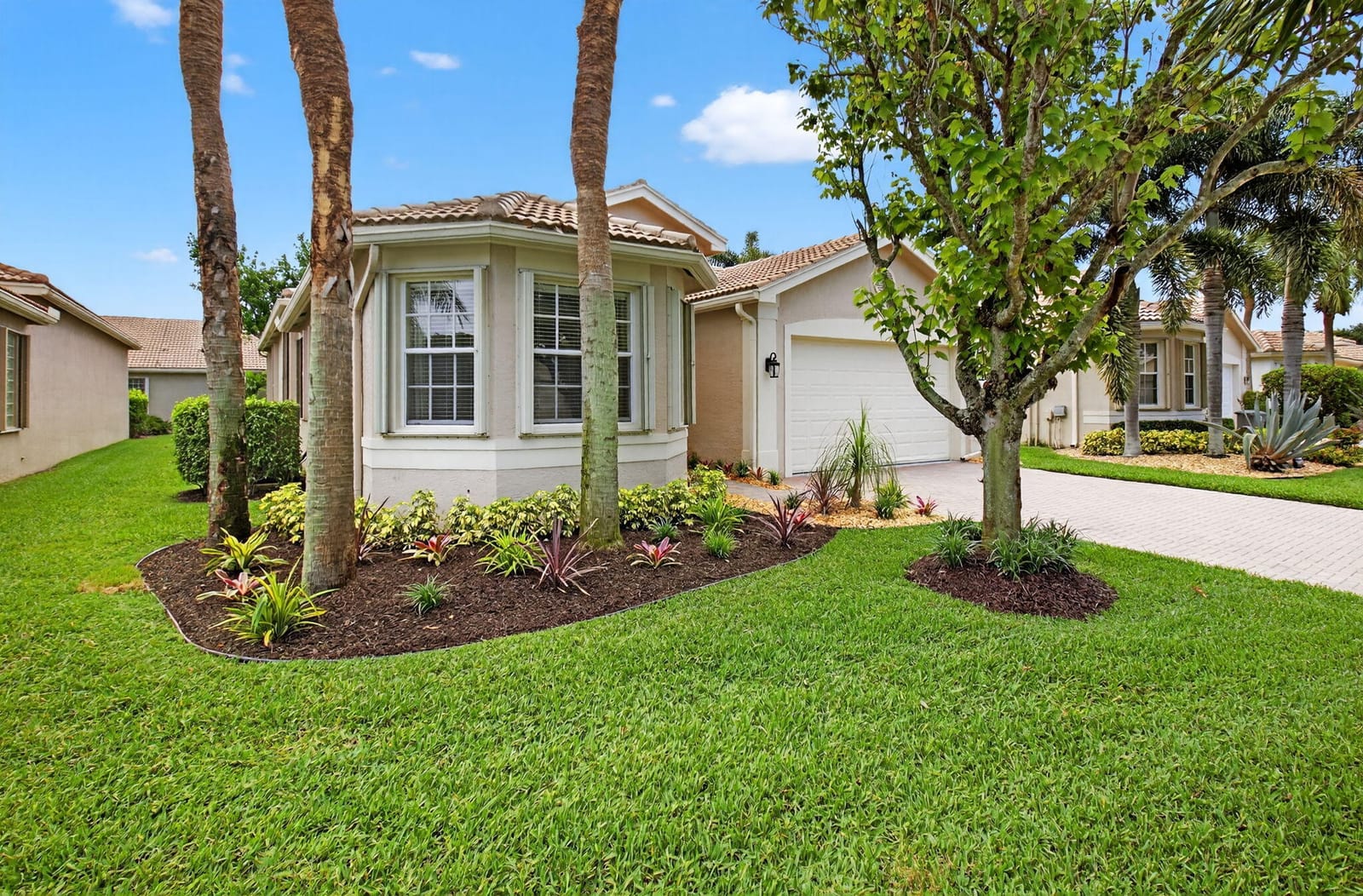 13644 Sandy Malibu Point — photo 2