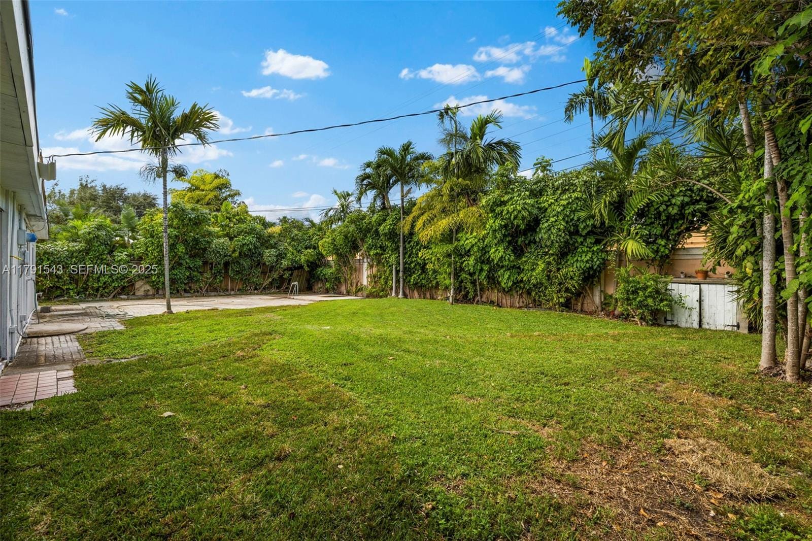 12560 Alamanda Drive, North Miami, FL 33181 photo 18