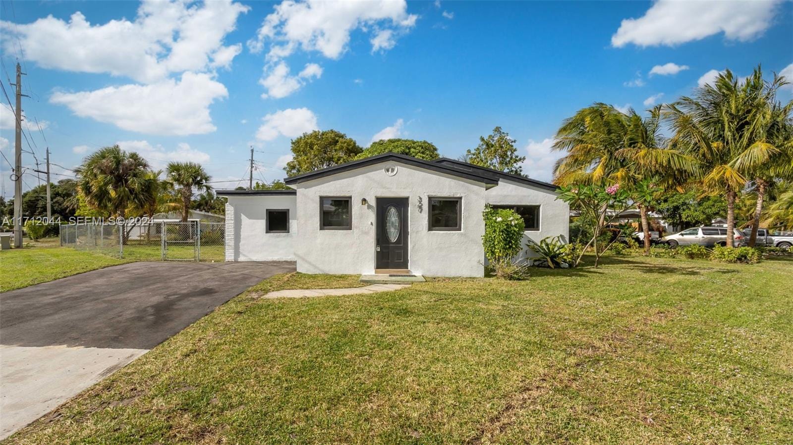 327 NE 15th Avenue, Boynton Beach, FL 33435