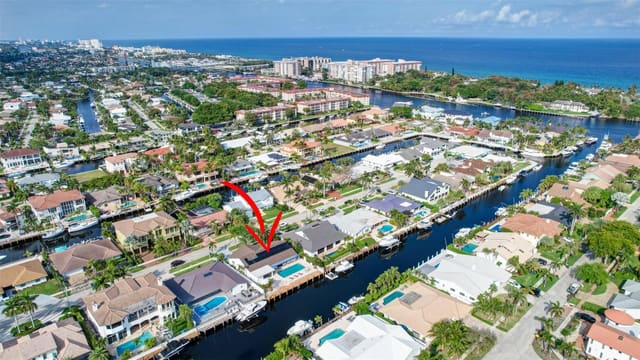 2830 NE 47th Street, sold in Coral Key Villas 6th Sec, Lighthouse Point, FL