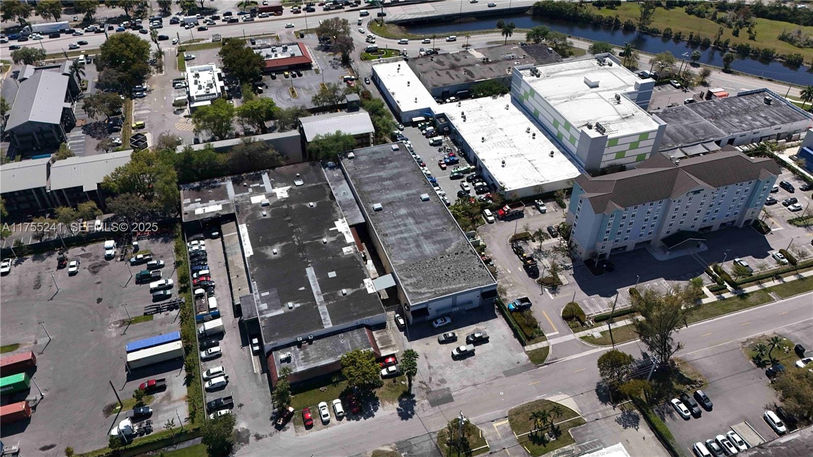 7450 NW 41st Street — photo 3