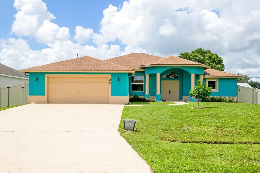 1002 SW Fisherman Avenue, Port St. Lucie, FL 34953