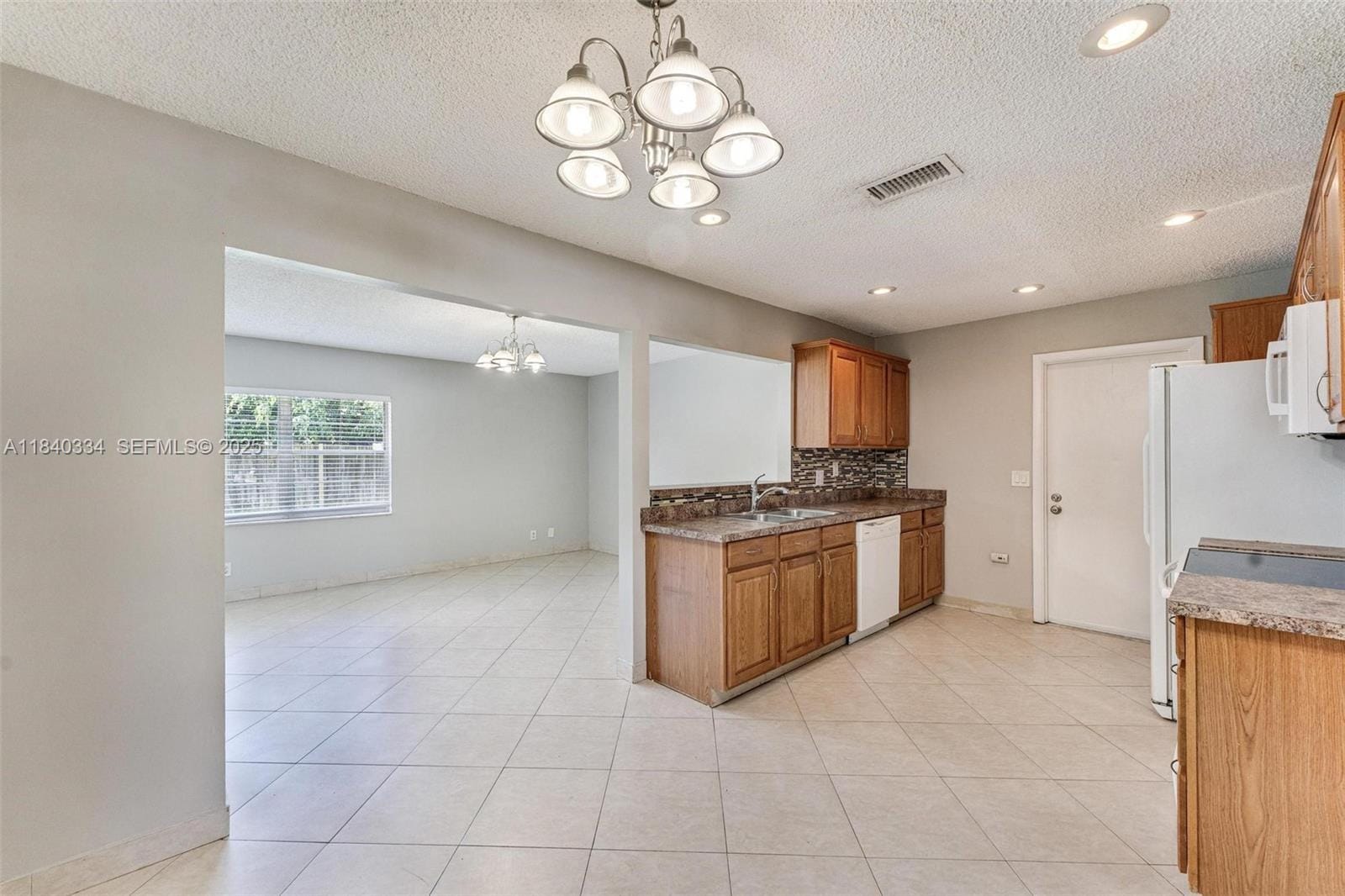 9285 Affirmed Lane, Boca Raton, FL 33496 photo 4