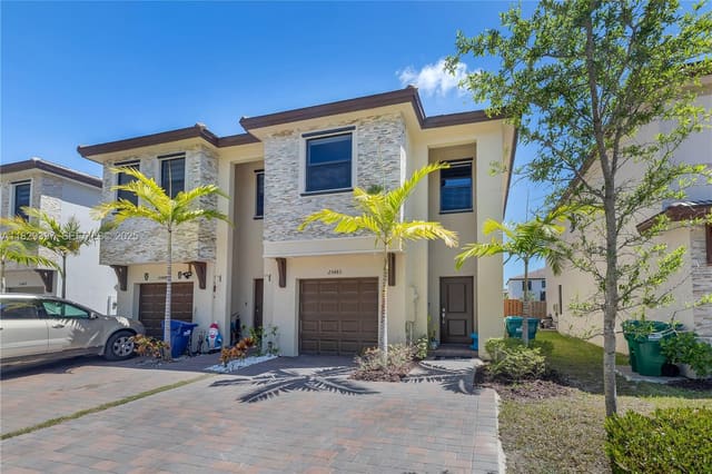 25483 SW 109th Avenue, Homestead, FL 33032
