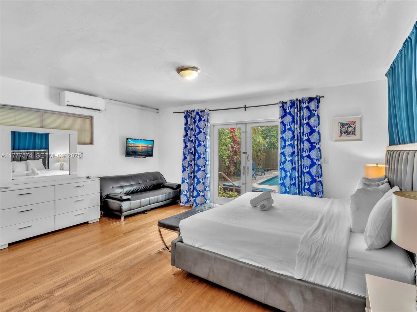 1534 Euclid Avenue, Miami Beach, FL 33139 photo 12