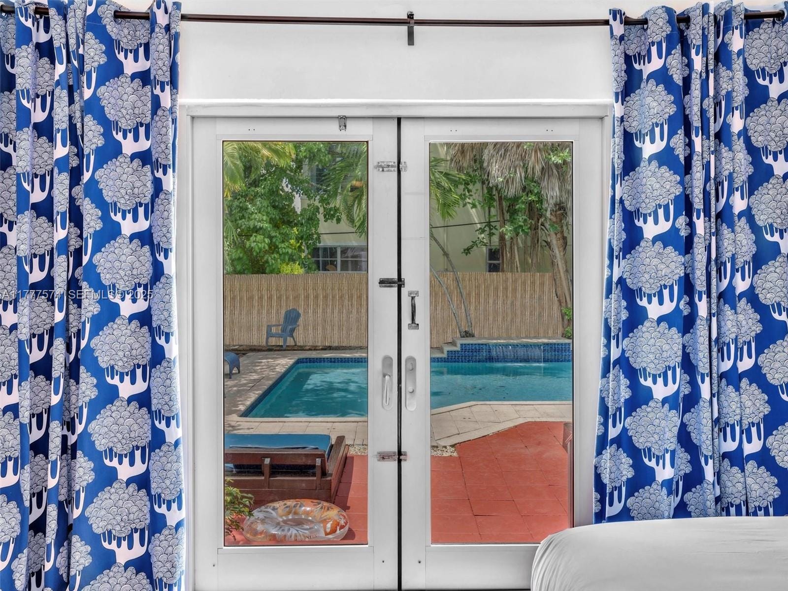 1534 Euclid Avenue, Miami Beach, FL 33139 photo 14