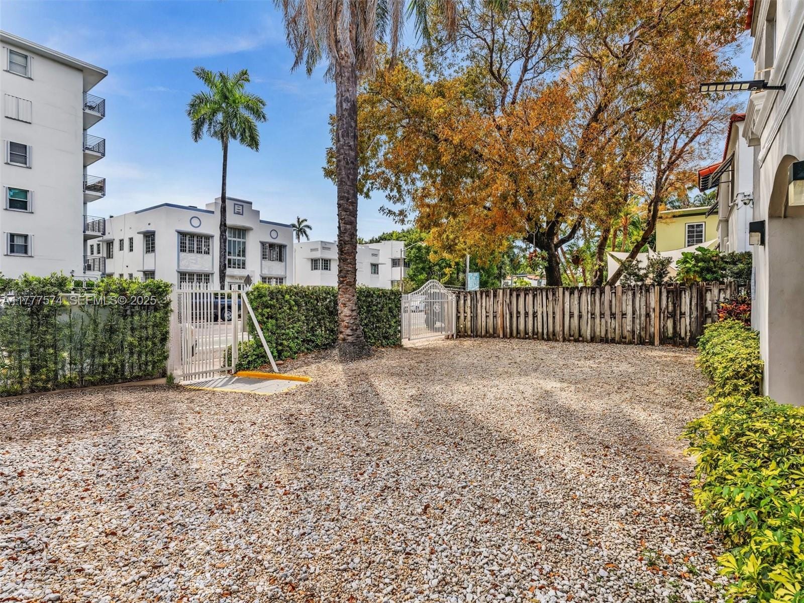1534 Euclid Avenue, Miami Beach, FL 33139 photo 4