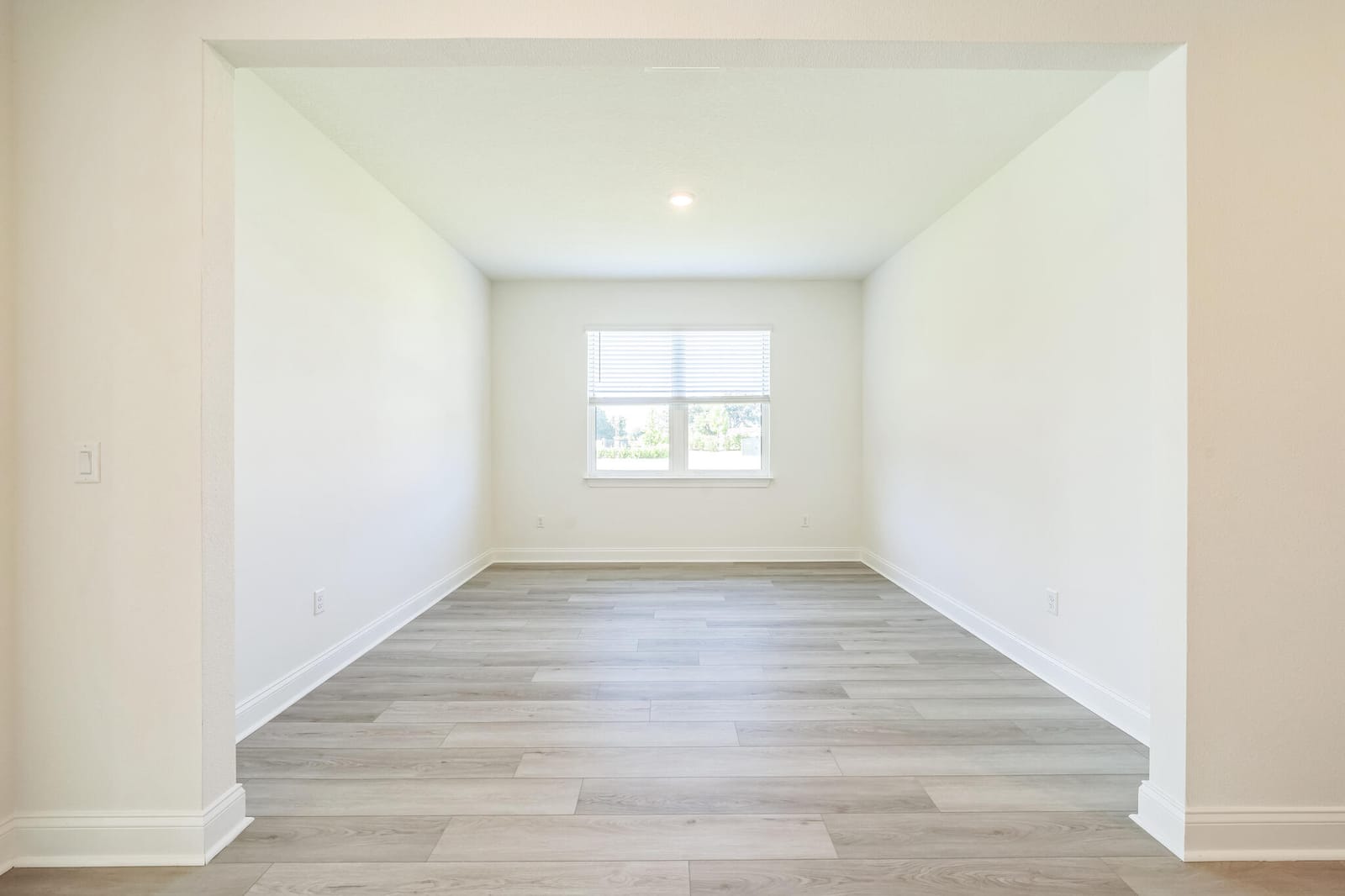 5963 Hampton Park Circle — photo 12