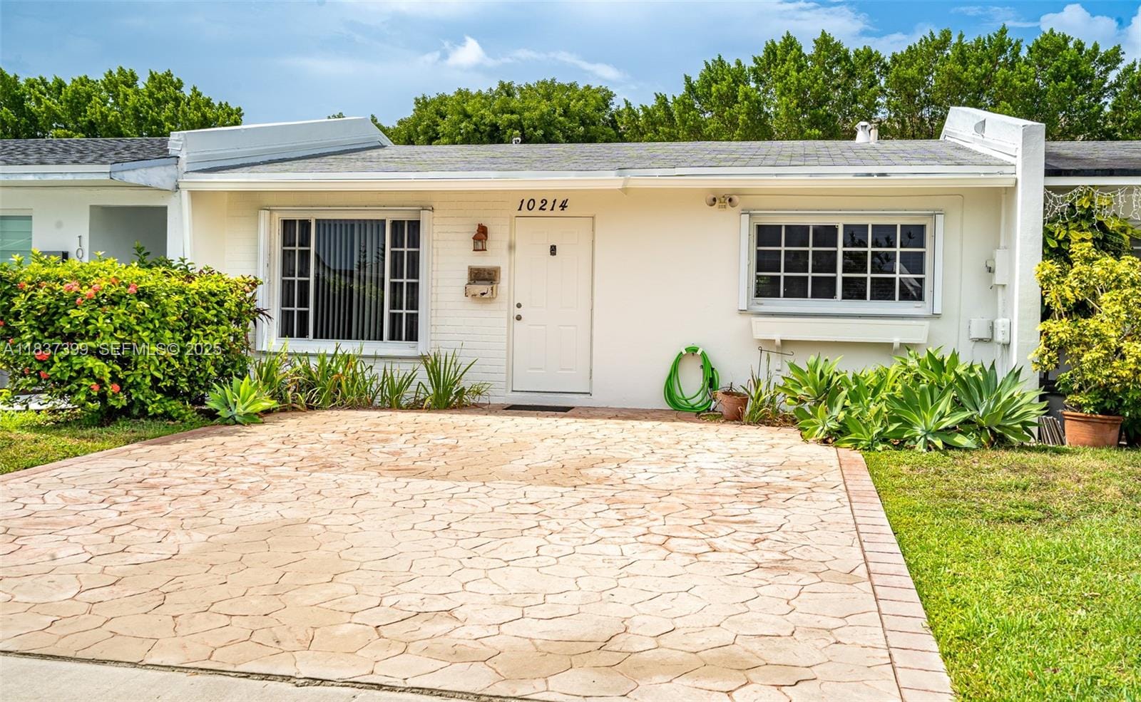 10214 SW 21st Terrace, Miami, FL 33165