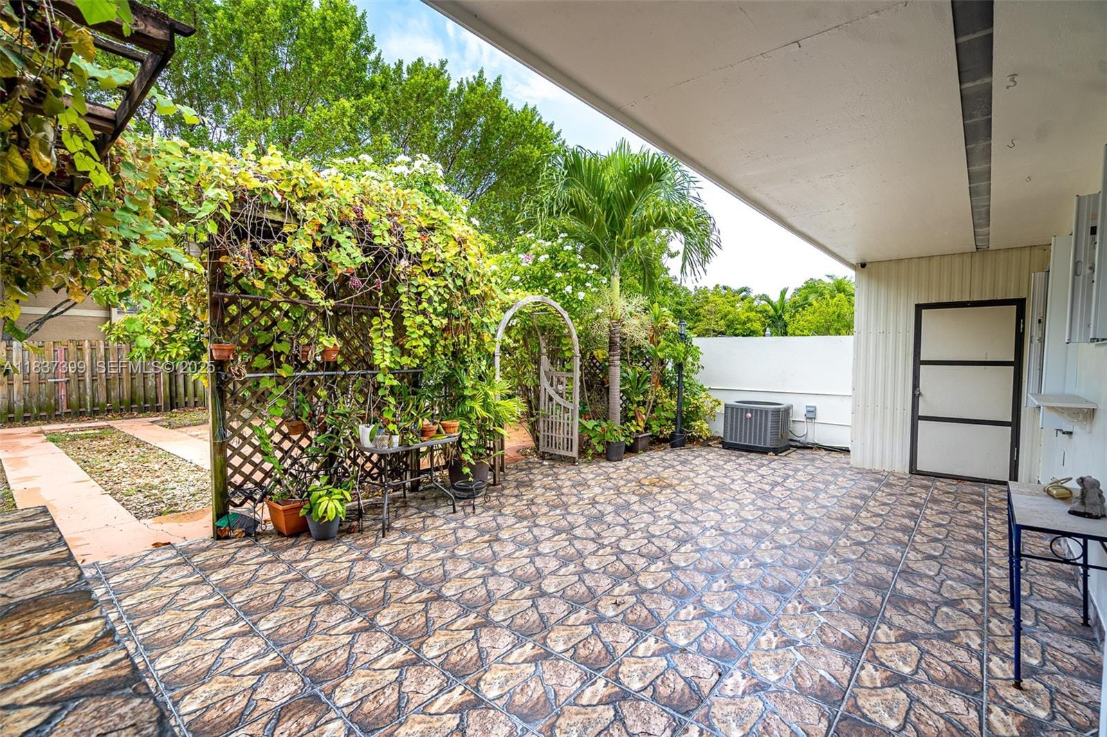 10214 SW 21st Terrace, Miami, FL 33165 photo 19