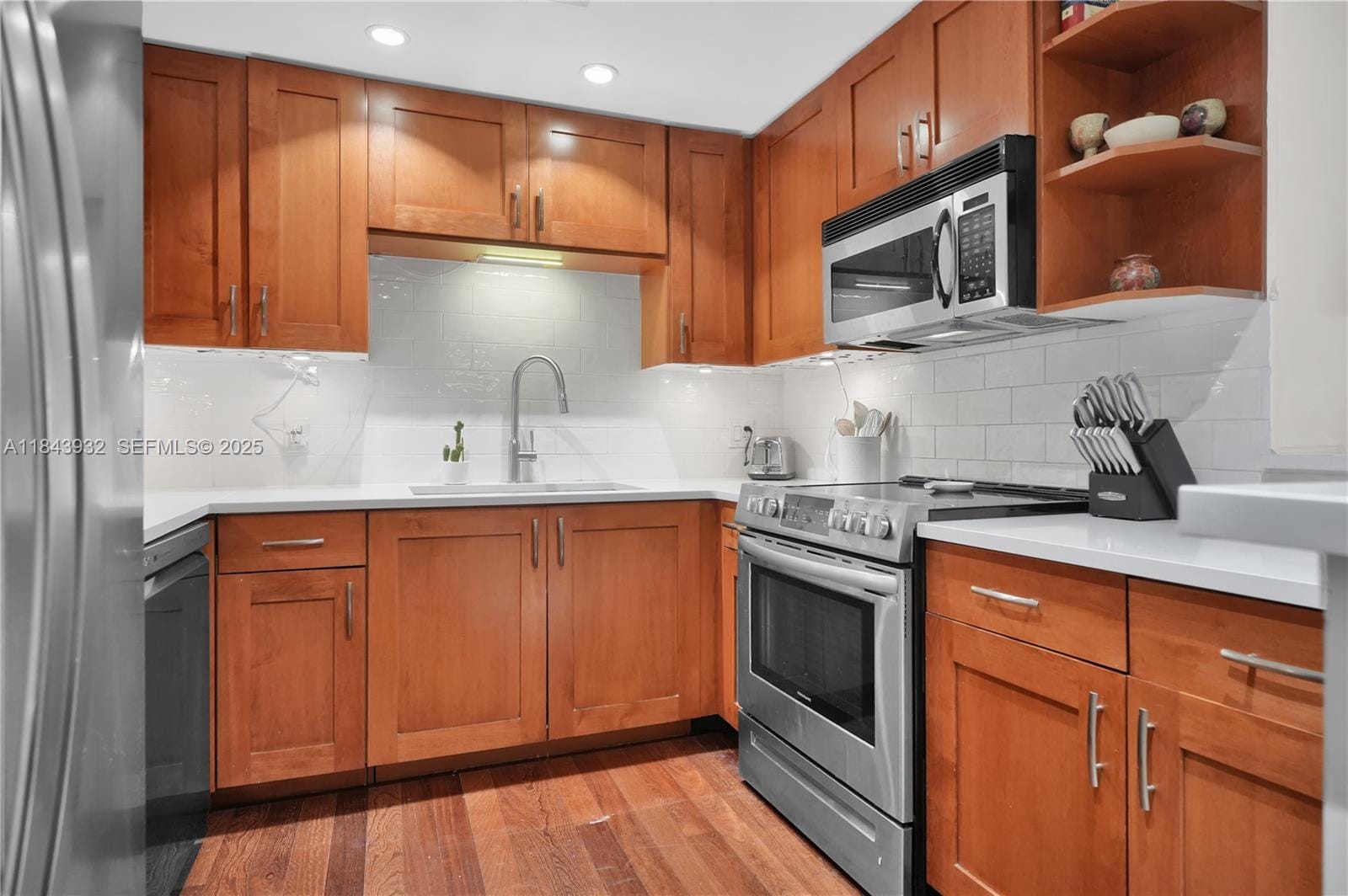 20 Calabria Avenue 302 — photo 11