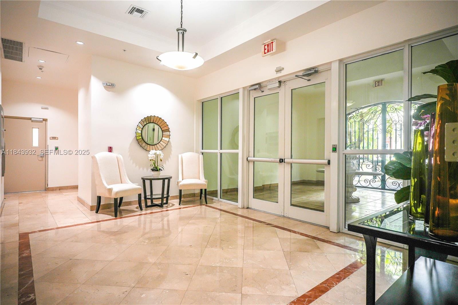 20 Calabria Avenue 302, Coral Gables, FL 33134 photo 27
