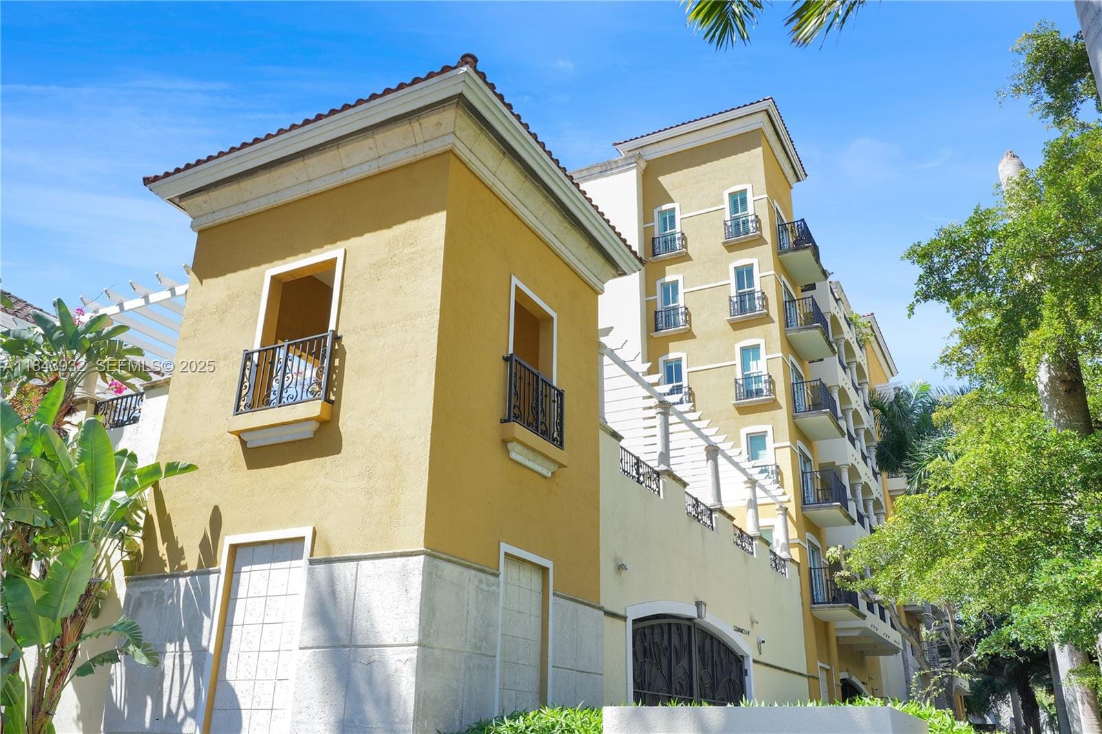 20 Calabria Avenue 302, Coral Gables, FL 33134 photo 30