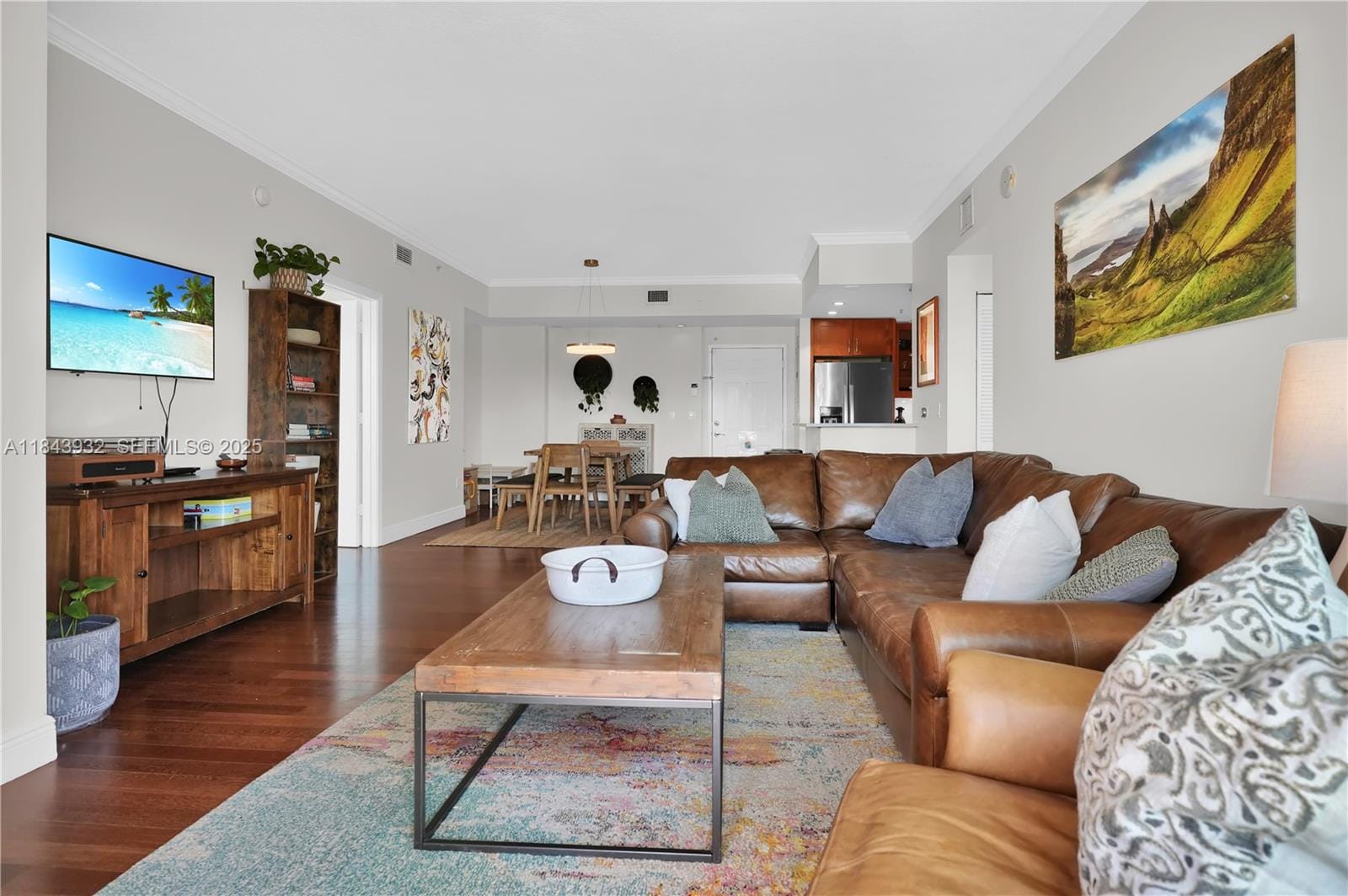 20 Calabria Avenue 302 — photo 9