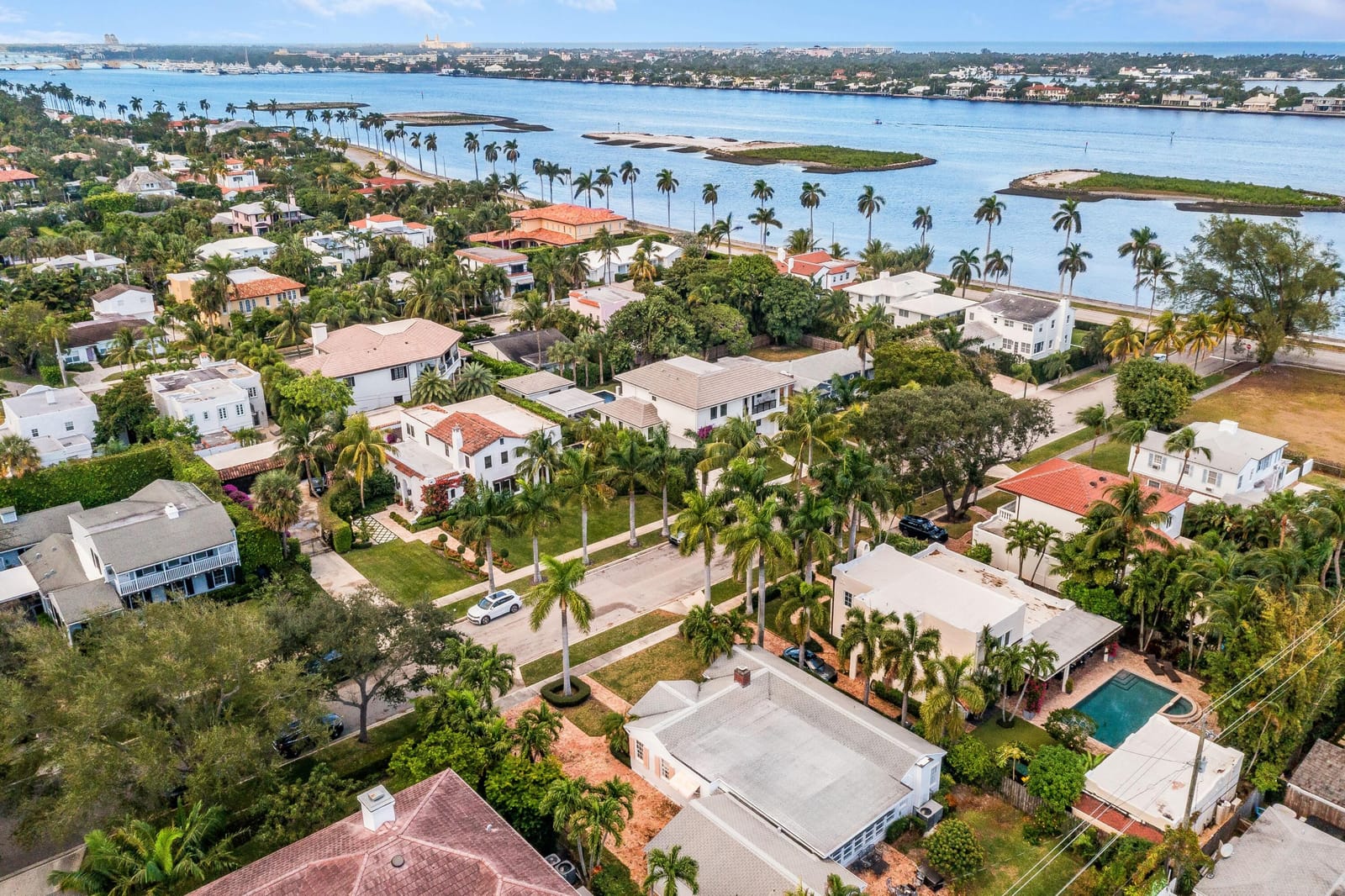 212 Dyer Road, West Palm Beach, FL 33405
