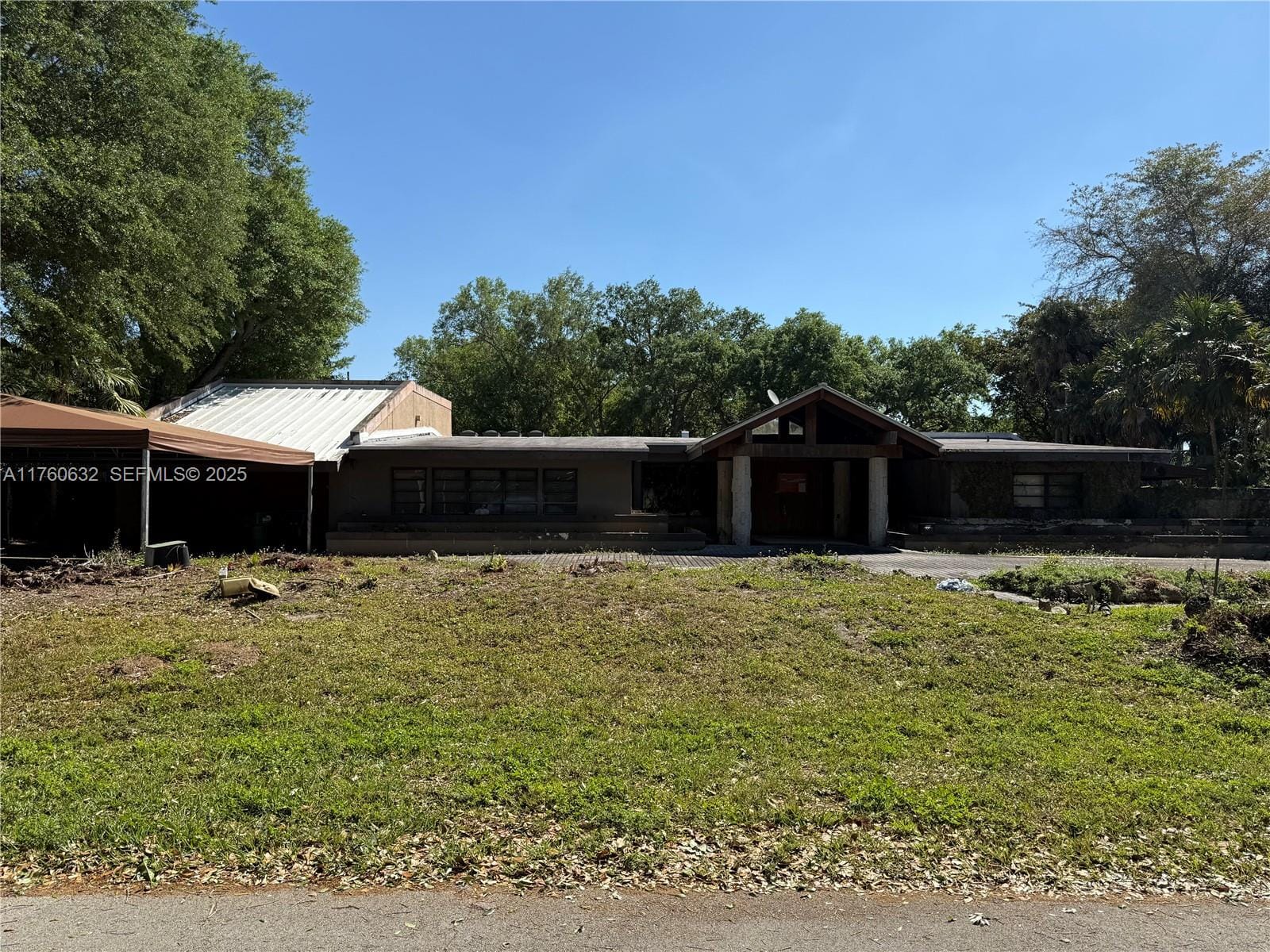 9999 SW 87th Court, Miami, FL 33176