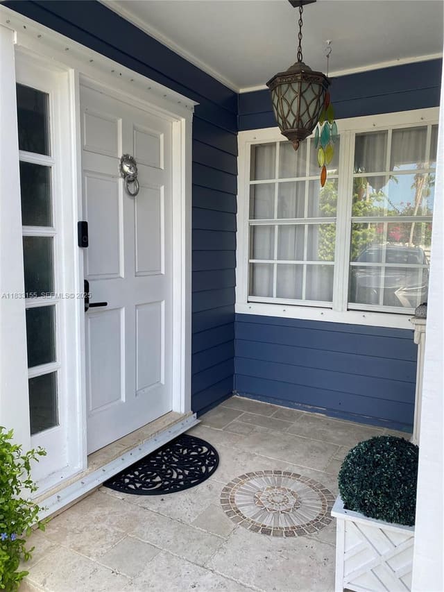 14135 SW 100th Lane, sold in Royal Glen, Miami, FL