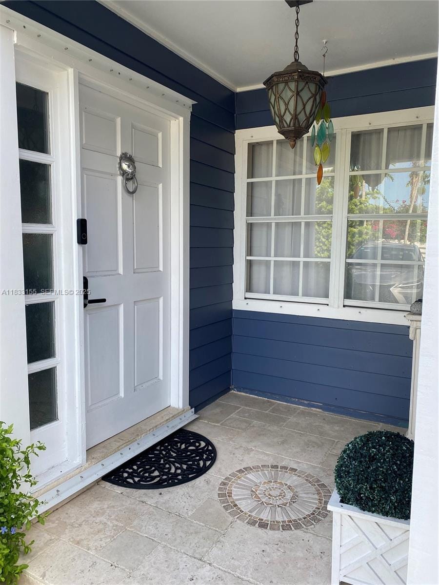 Sold home at 14135 SW 100th Lane, Miami, FL 33186