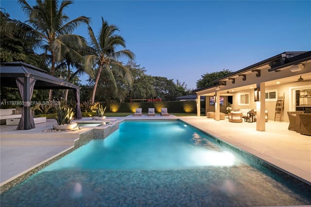 10921 SW 102nd Court, sold in Kendale South Sec 3 Part, Miami, FL