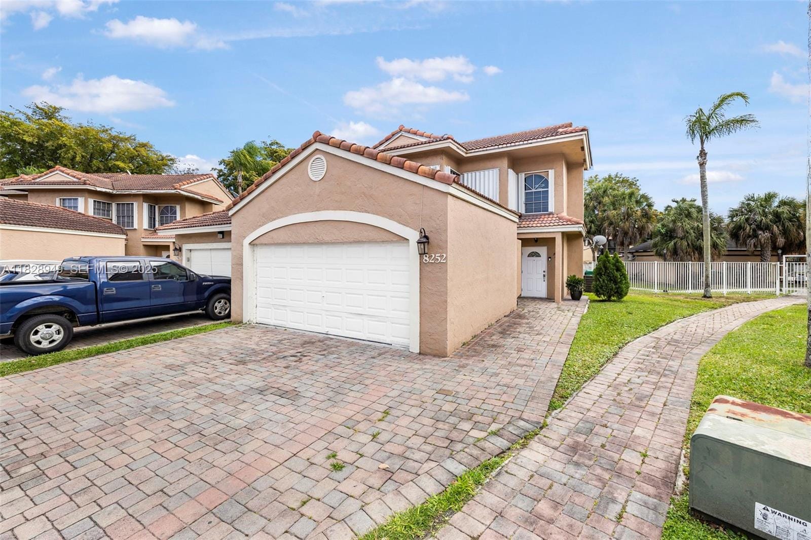 8252 NW 191st Lane 15R, Hialeah, FL 33015 photo 2