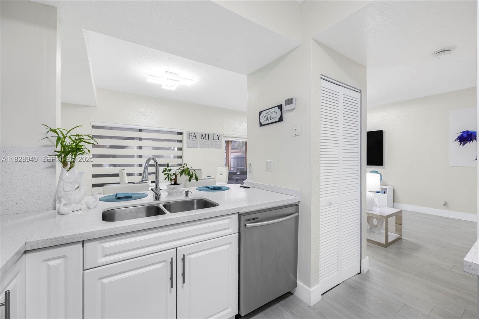 8252 NW 191st Lane 15R, Hialeah, FL 33015 photo 16