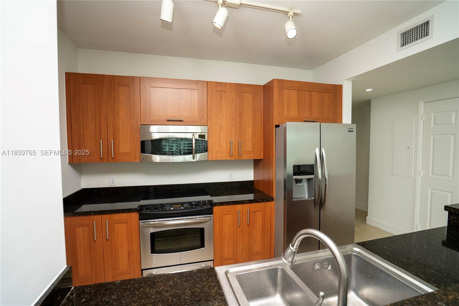 1300 Ponce De Leon Boulevard 709, Coral Gables, FL 33134 photo 16