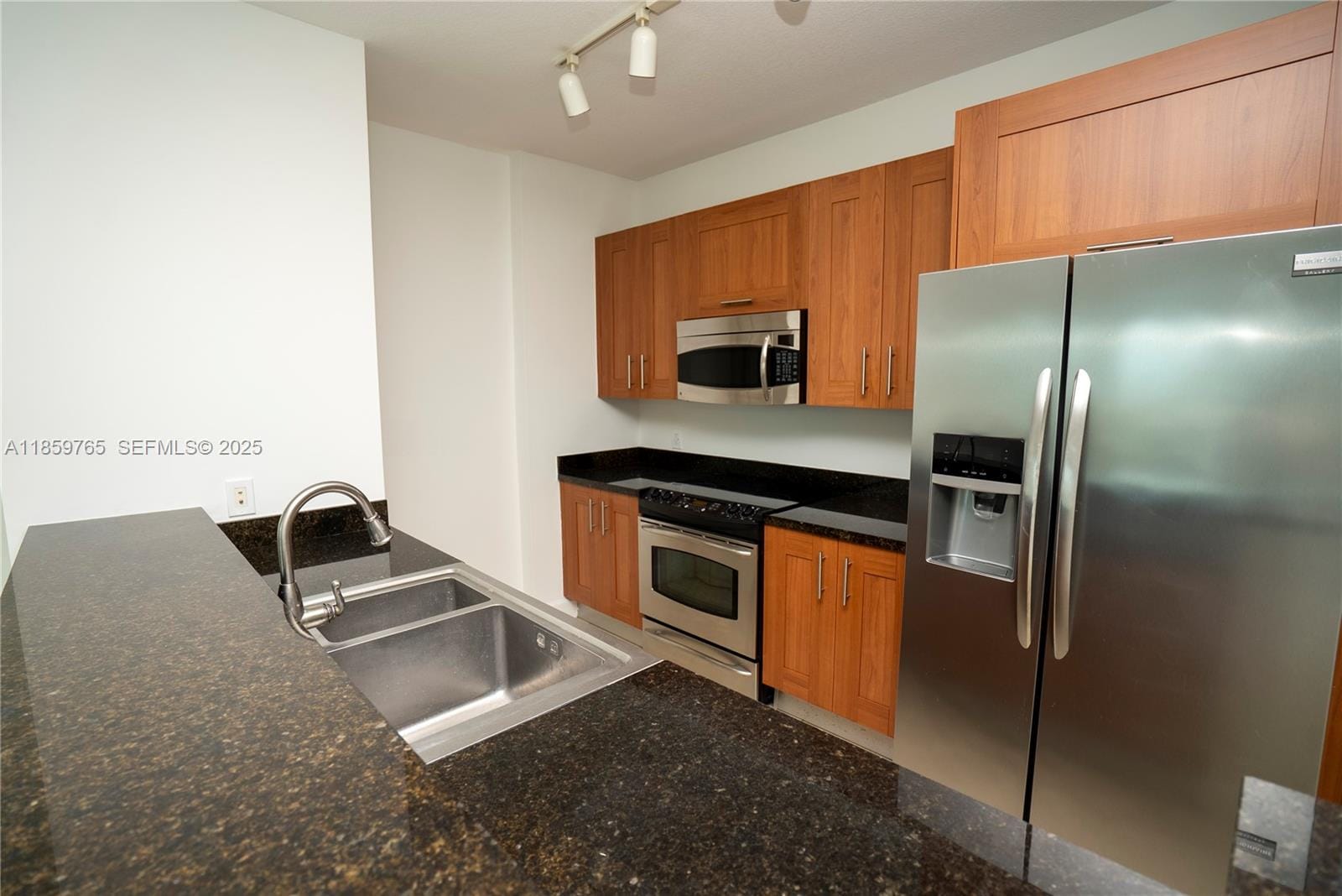 1300 Ponce De Leon Boulevard 709, Coral Gables, FL 33134 photo 17
