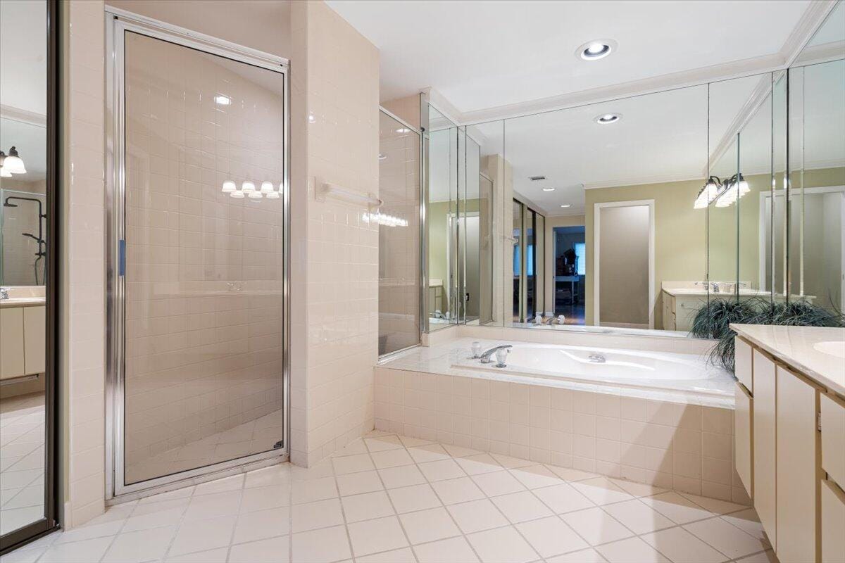 2646 Mohawk Circle, West Palm Beach, FL 33409 photo 24
