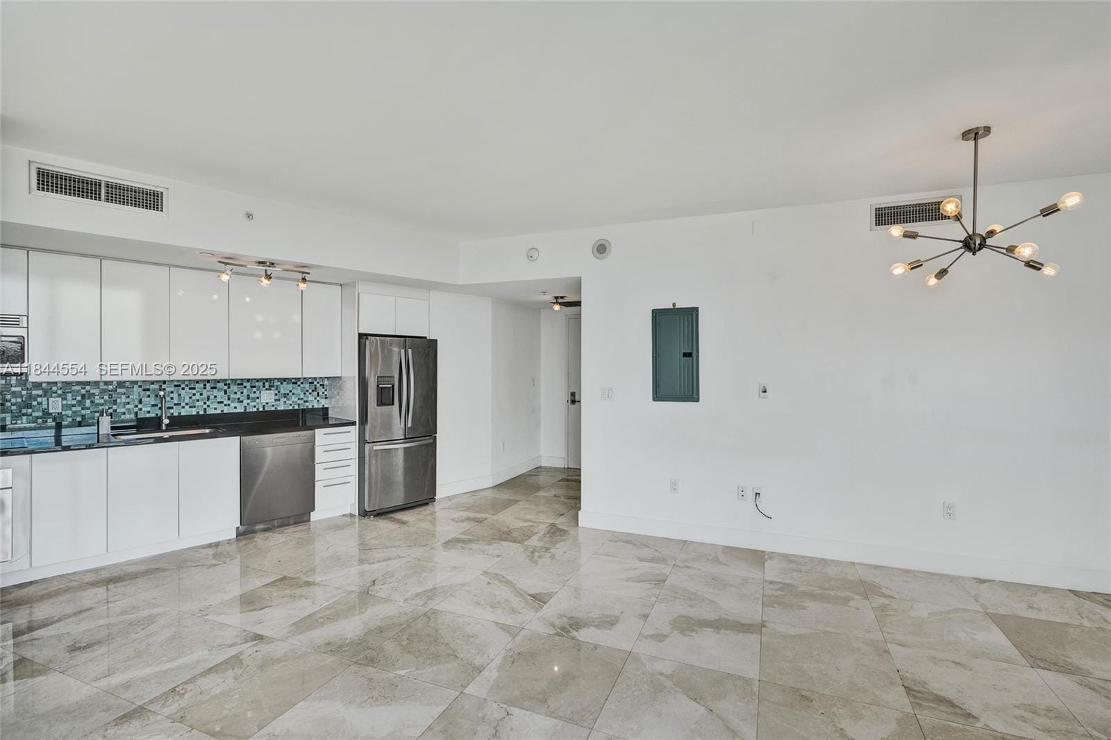 92 SW 3rd Street 2106, Miami, FL 33130 photo 6