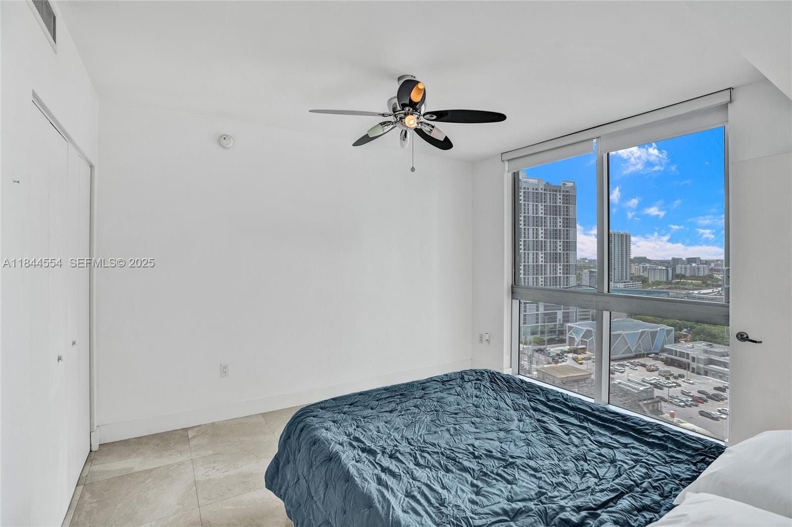 92 SW 3rd Street 2106, Miami, FL 33130 photo 9
