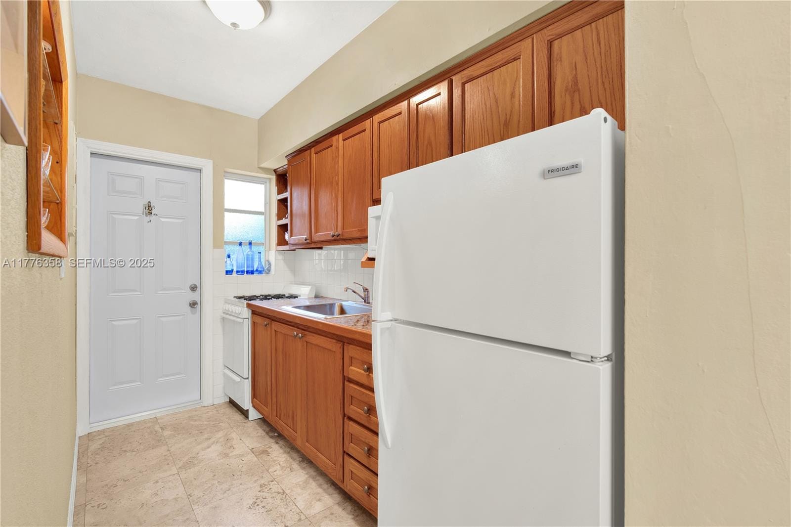 1612 Michigan Avenue 9, Miami Beach, FL 33139 photo 4