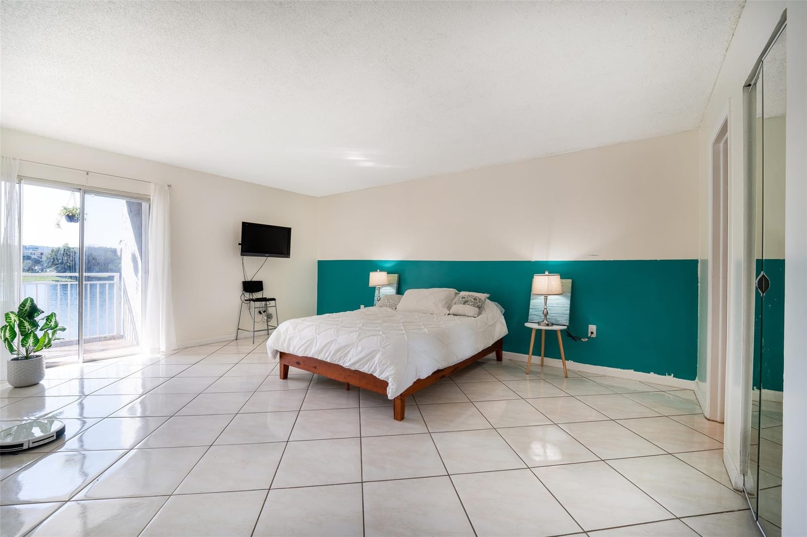 9359 Fontainebleau Boulevard F208 — photo 11