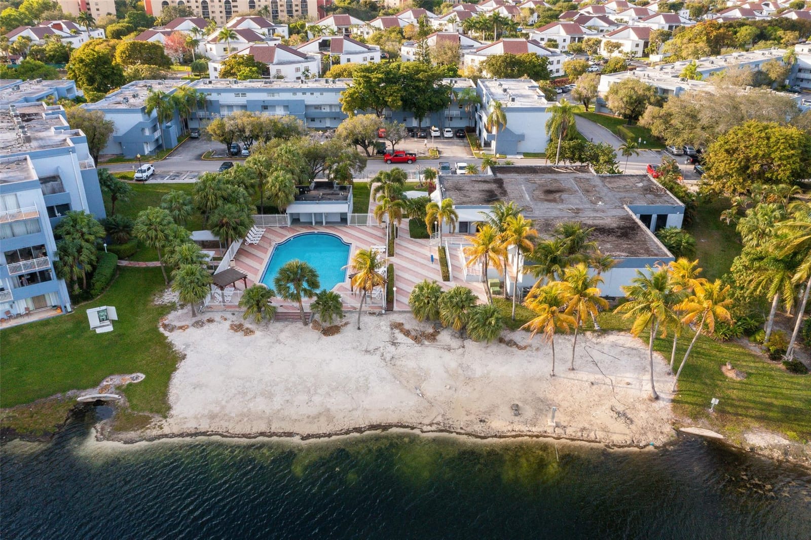 9359 Fontainebleau Boulevard F208, Miami, FL 33172 photo 23