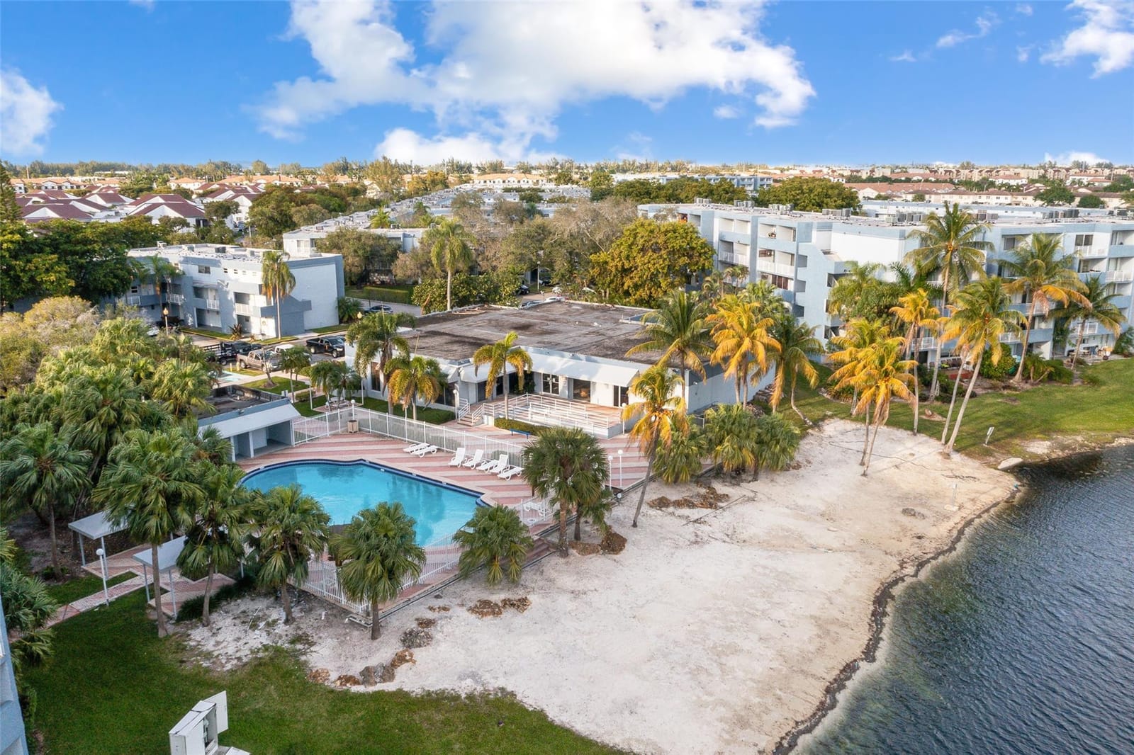 9359 Fontainebleau Boulevard F208, Miami, FL 33172 photo 24