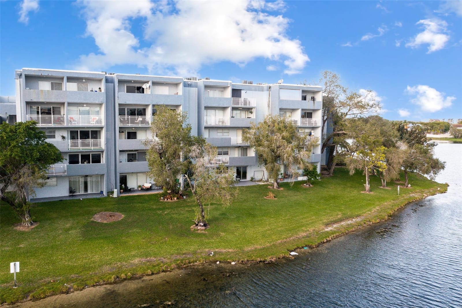 9359 Fontainebleau Boulevard F208, Miami, FL 33172 photo 26