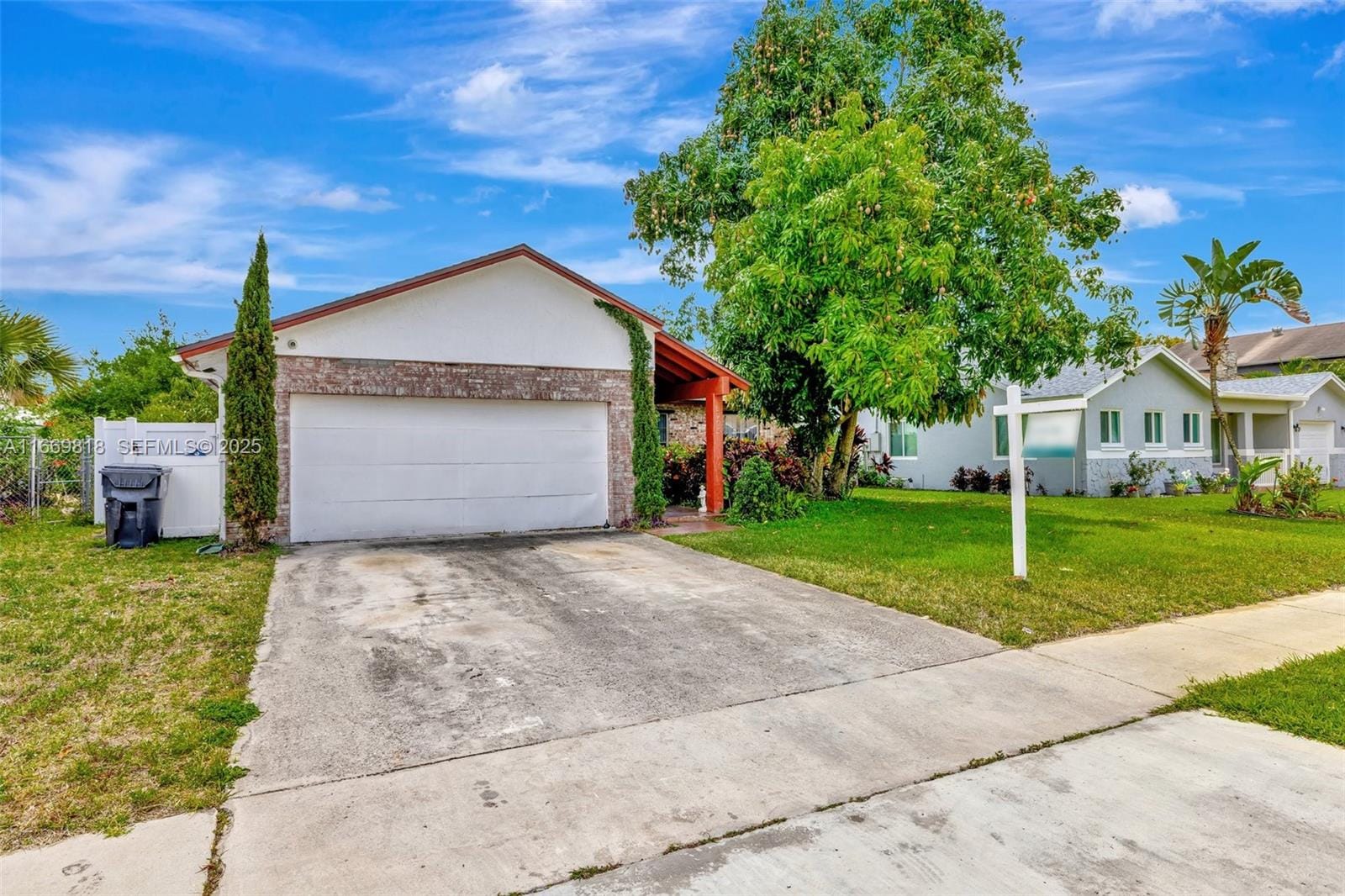 1905 SW 87th Avenue, North Lauderdale, FL 33068