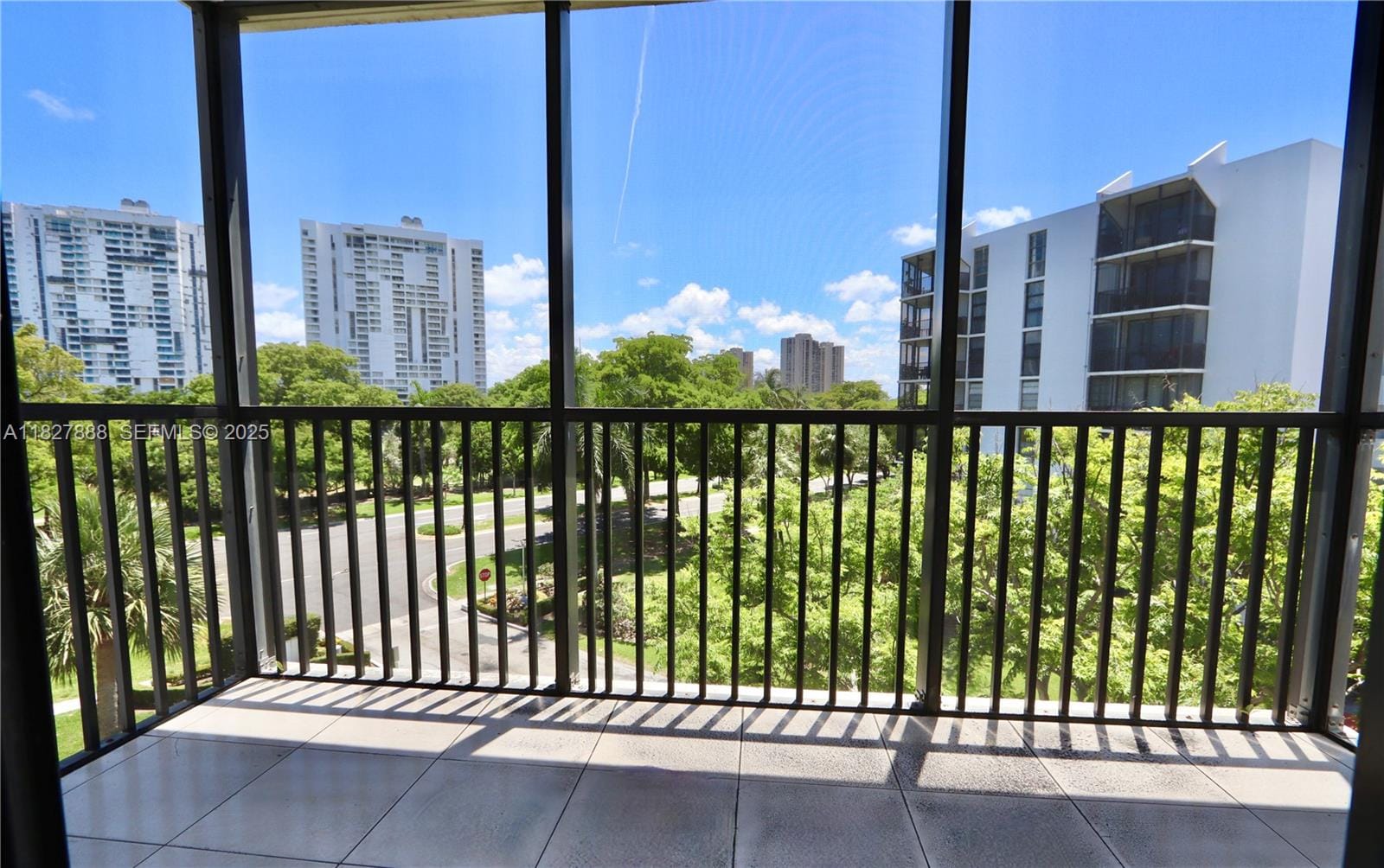 3475 N Country Club Drive 501, Aventura, FL 33180 photo 27