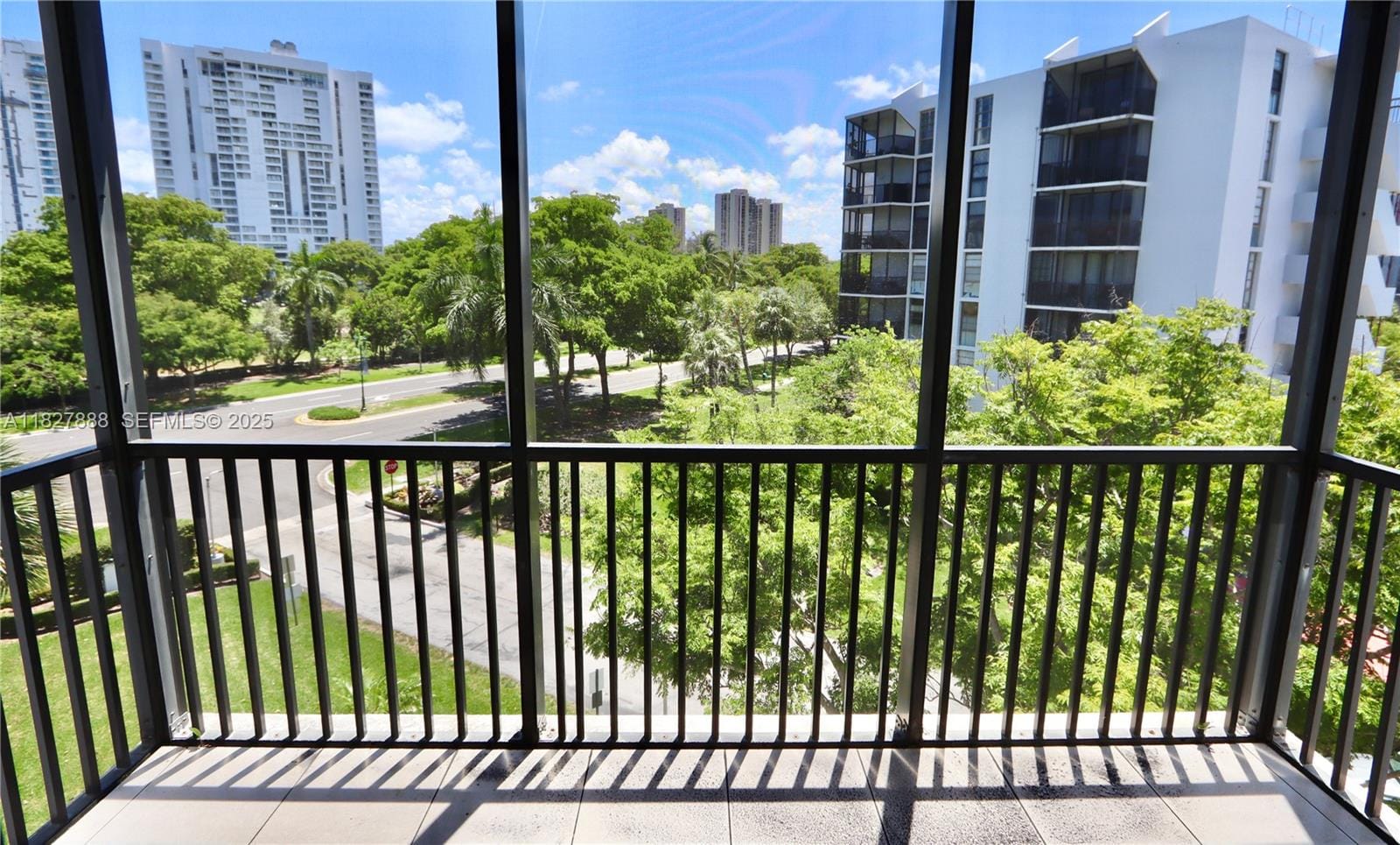 3475 N Country Club Drive 501, Aventura, FL 33180 photo 28