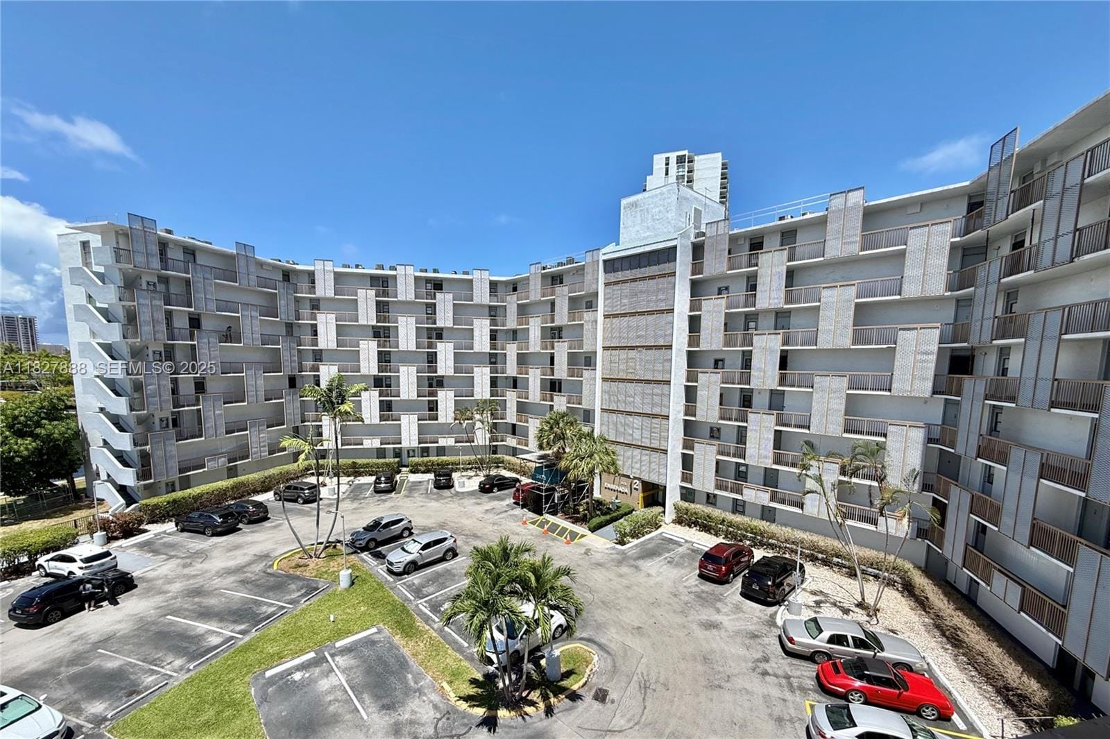3475 N Country Club Drive 501, Aventura, FL 33180 photo 29